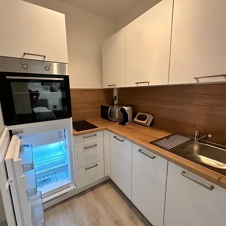 Apartman Billys ,renoviert, Netflix, Self Check In Timelkam