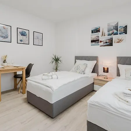 Billys ,renoviert, Netflix, Self Check In Apartman